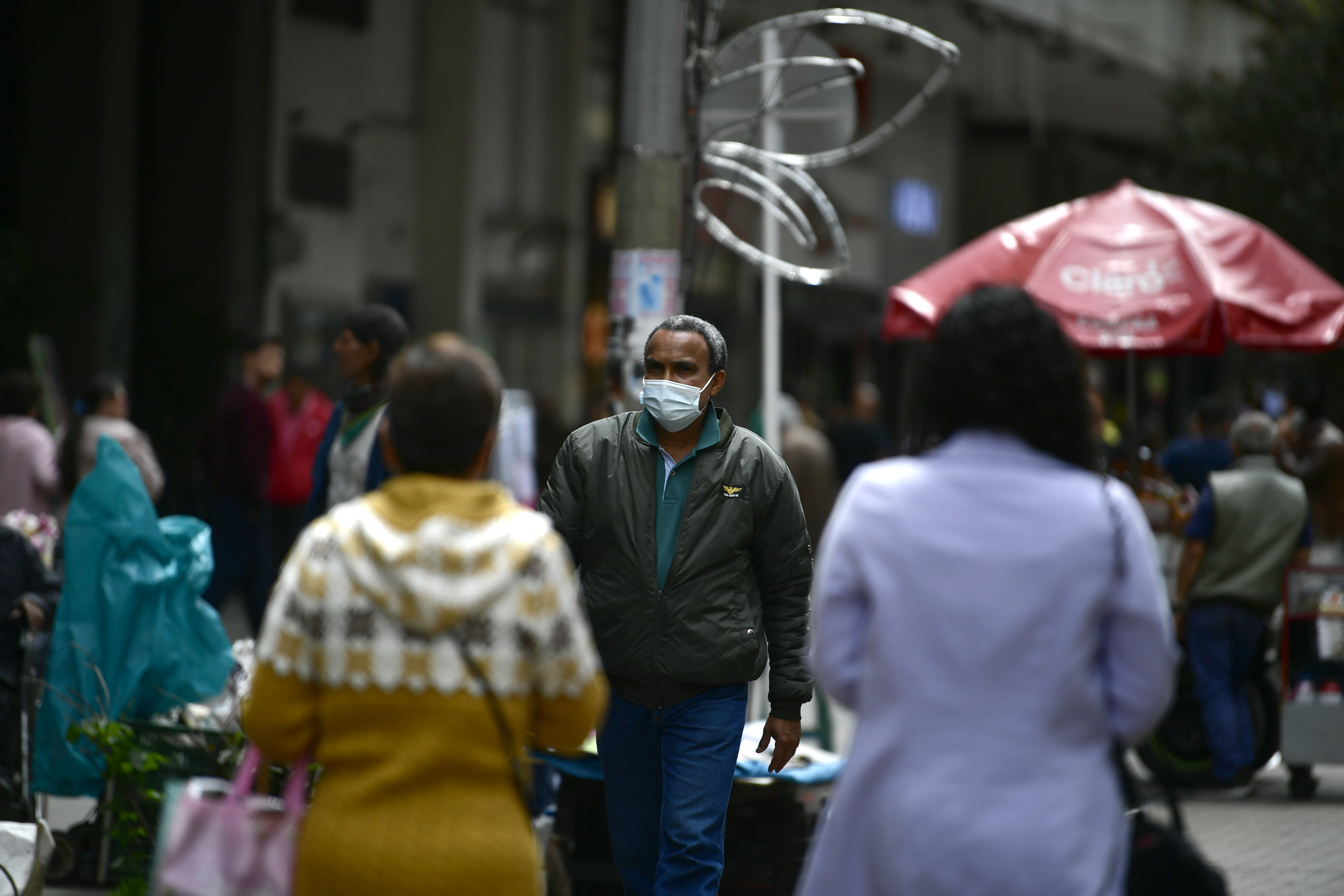 ¿Por qué hay inquietud en Colombia, Perú y Ecuador por los casos de tosferina?