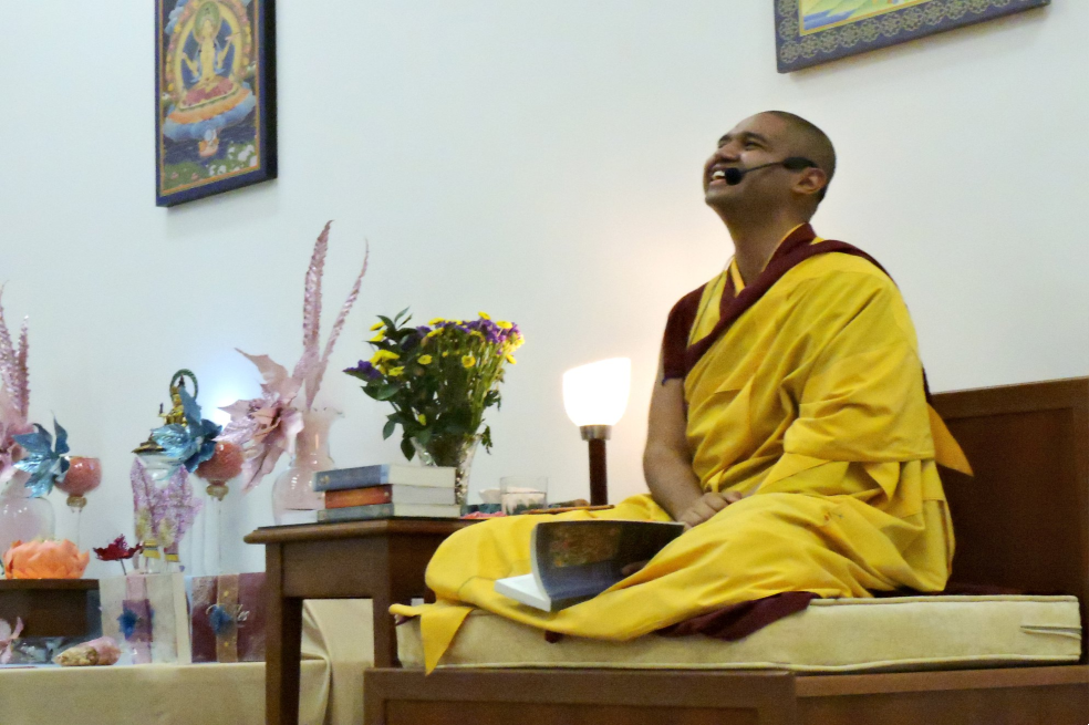Guen Kelsang Sangton / Jairo Eduardo Carrillo Peña