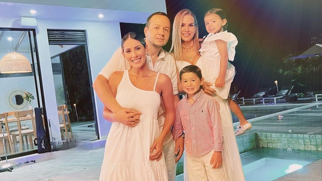 Carolina Soto y su familia.