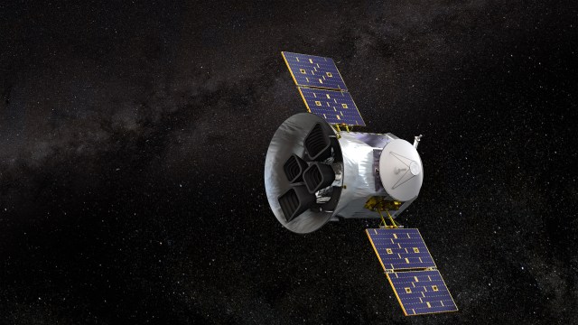 Descubren un joven planeta que orbita una estrella de tres millones de años de edad