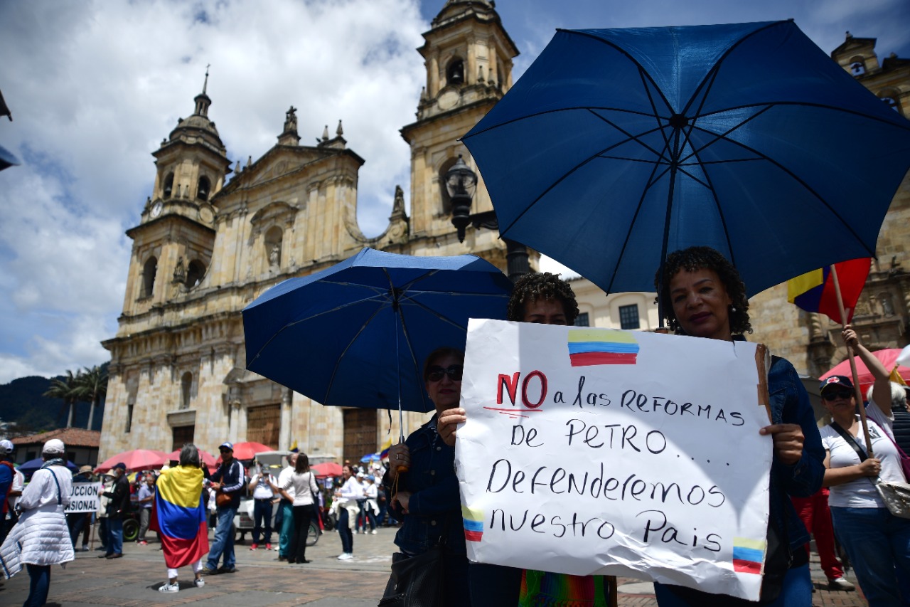 Durante este lunes, 26 de septiembre, en Bogotá se realizaron manifestaciones convocadas contra las reformas que propone el presidente de Colombia, Gustavo Petro.