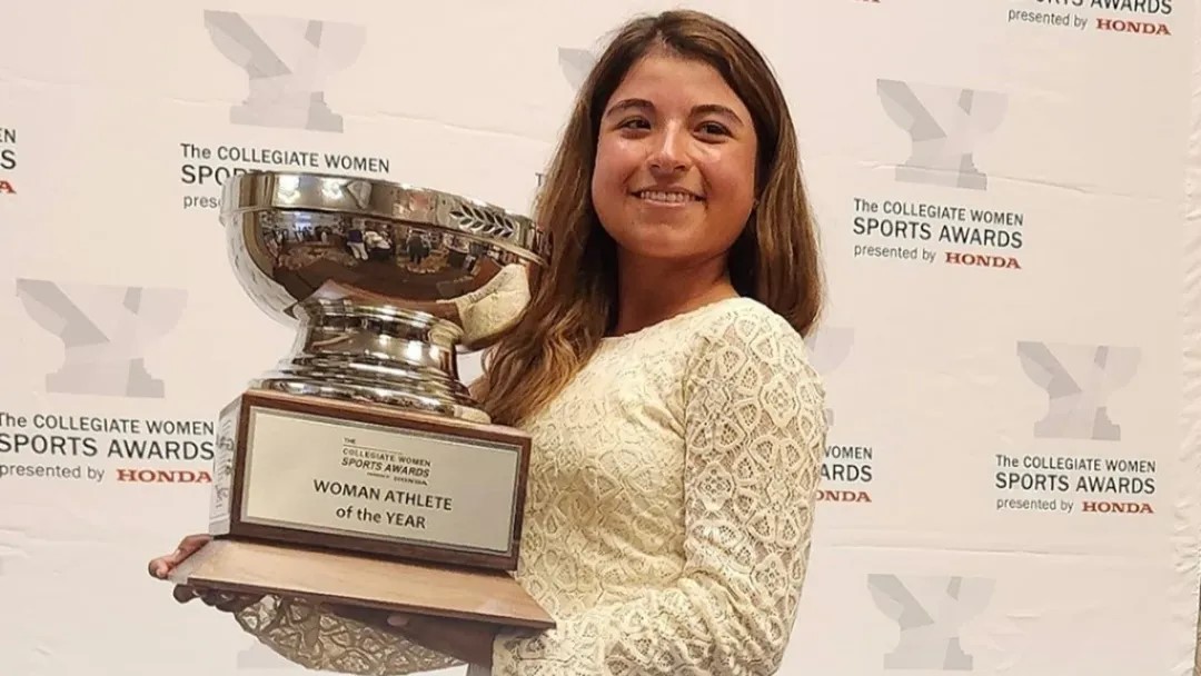 María José Marín, cuando recibió el premio.
