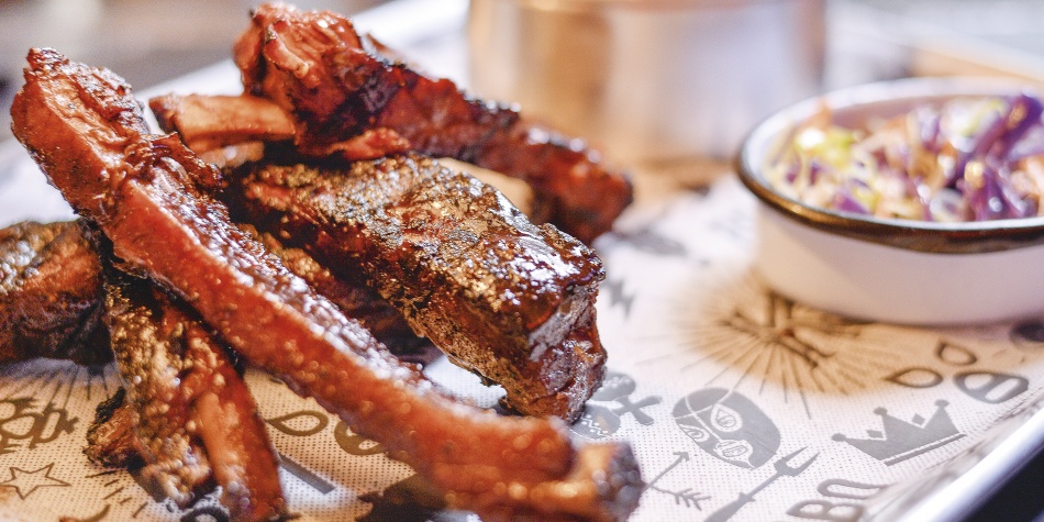 Receta fácil: ¿Cómo preparar unas costillas de cerdo en miel mostaza?