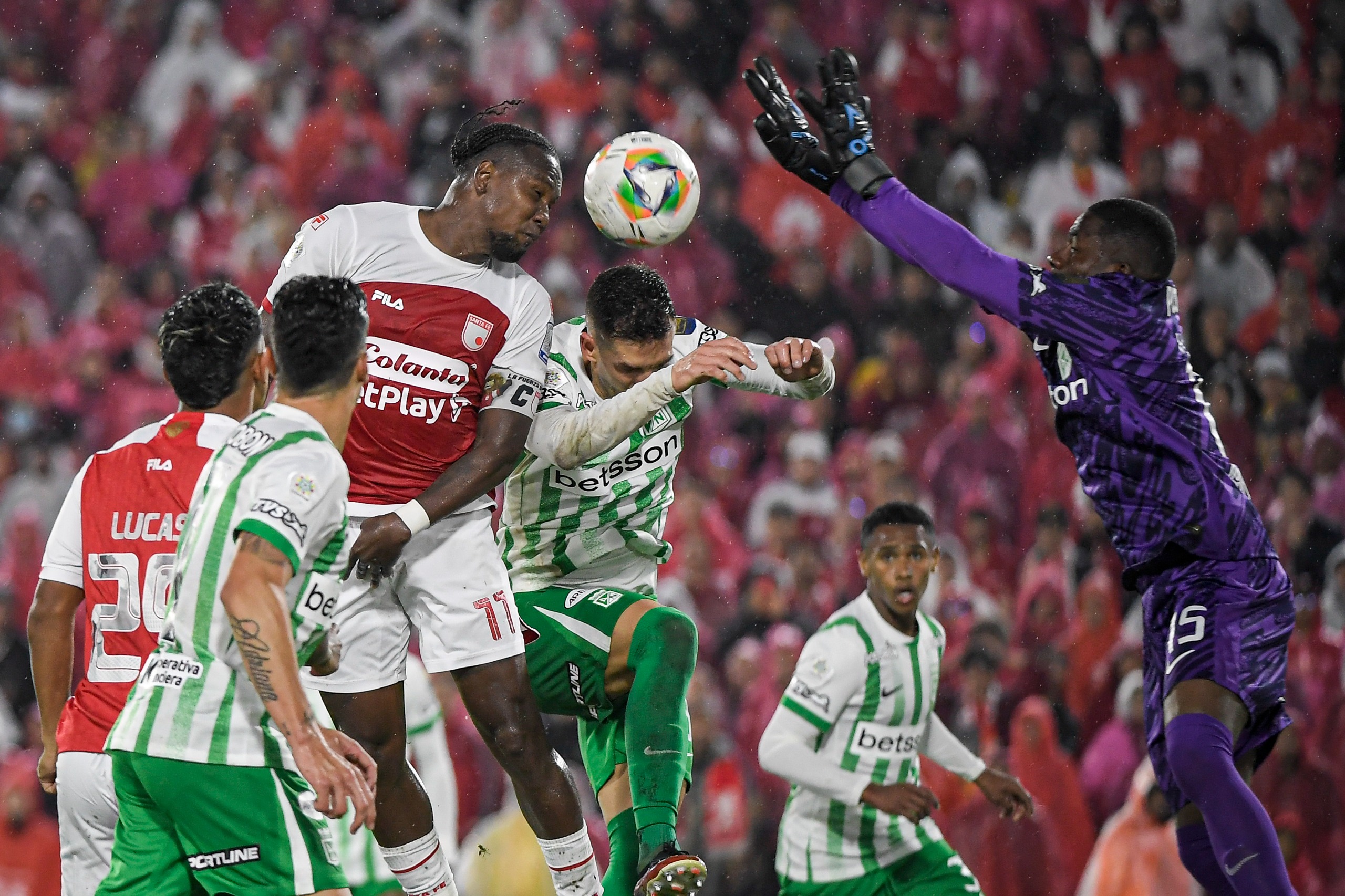El partido entre Santa Fe y Atlético Nacional fue por la cuarta fecha de la Liga BetPlay 2025-I.
