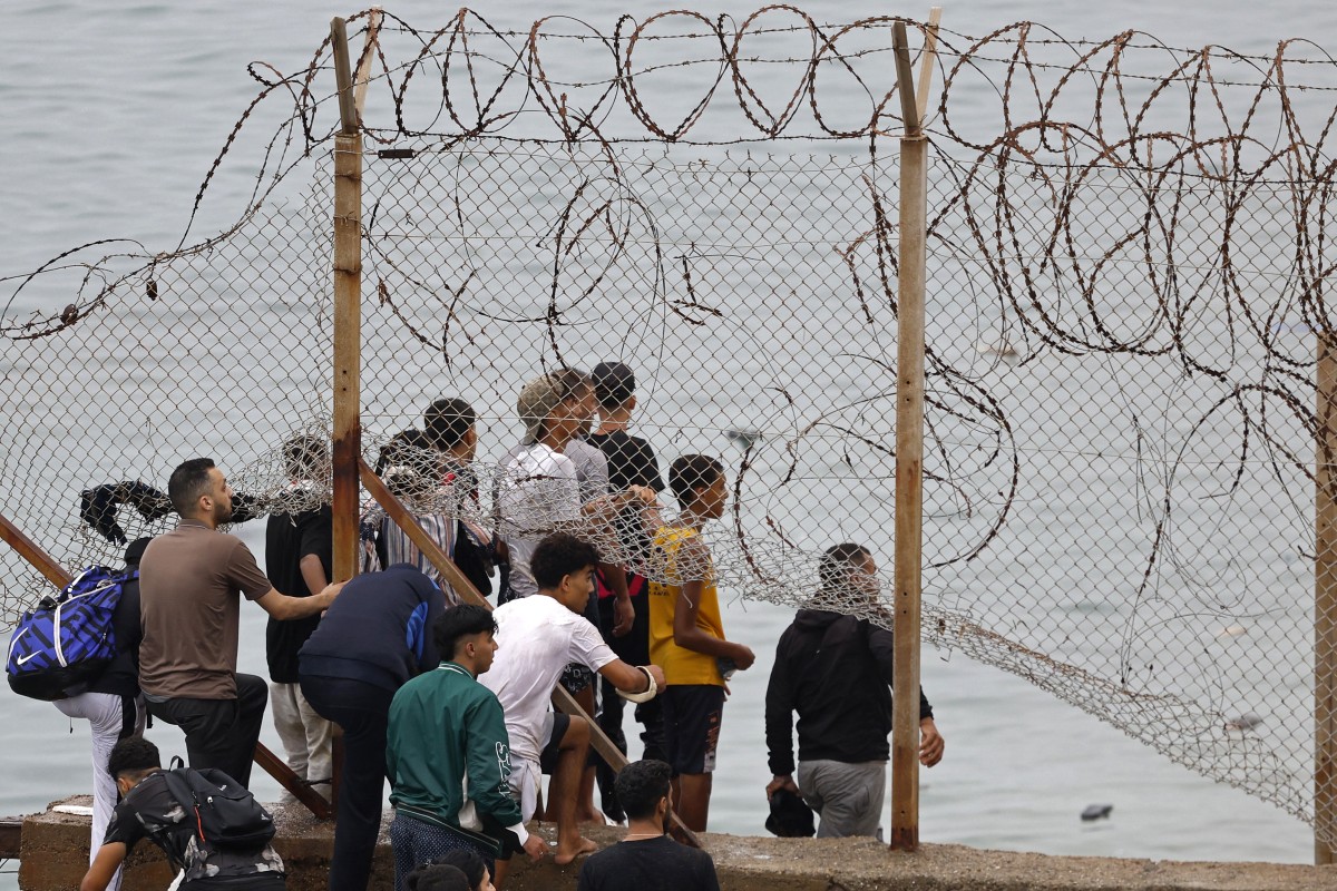 En Ceuta hay una crisis migratoria y territorial: ¿por qué es de España si está en África?