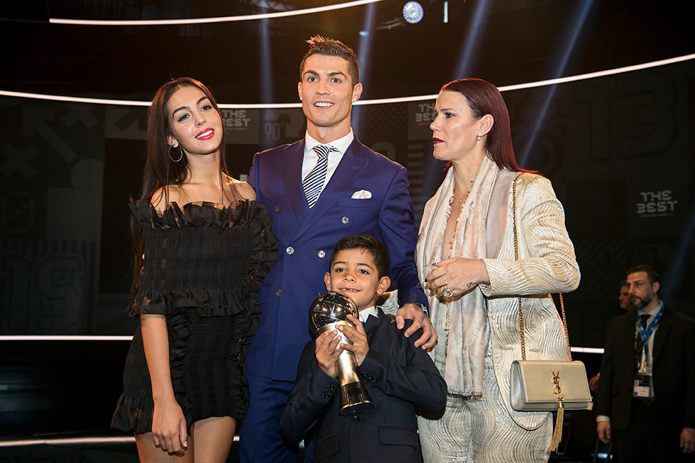 Cristiano Ronaldo será padre de gemelos