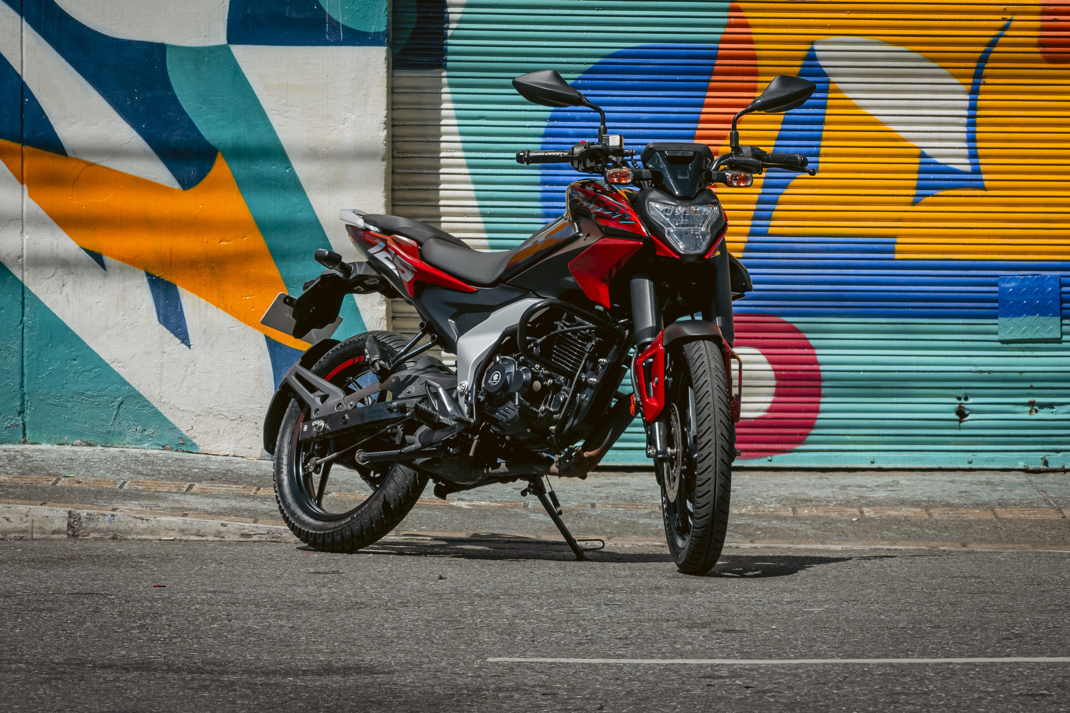 Presentan la nueva Pulsar N125 FI: con inyección directa