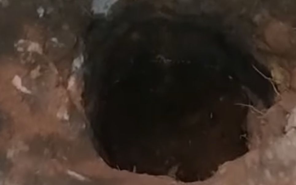 Niño de 2 años murió tras caer en una excavación de un poste de luz en Santander