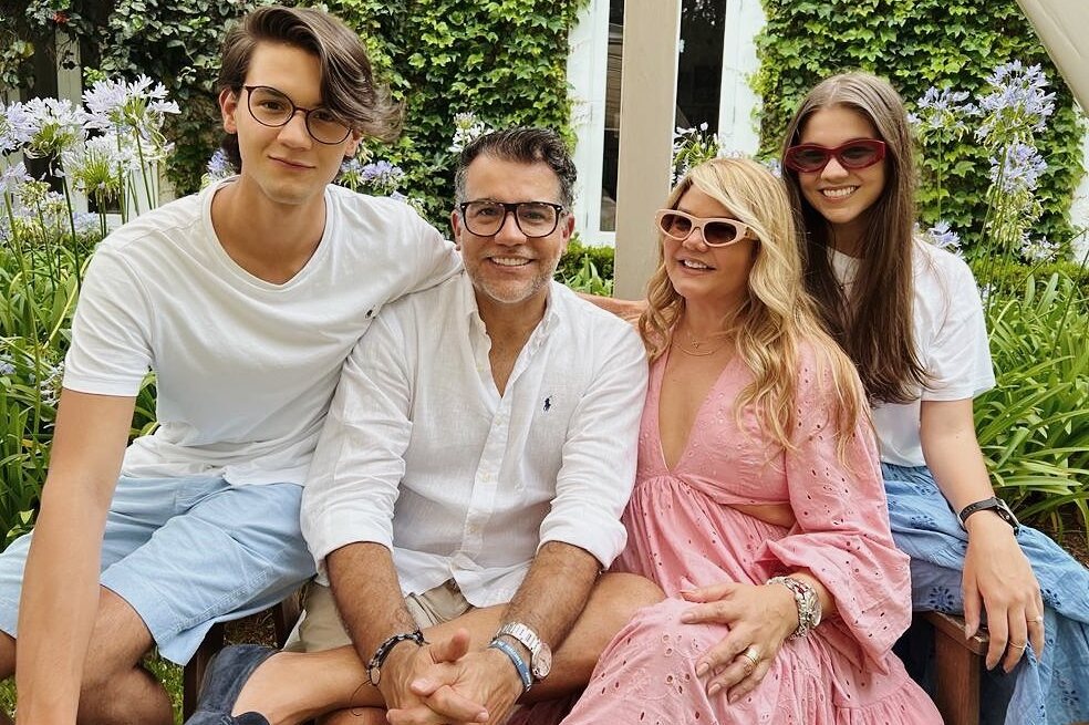Esposa de Carlos Calero se rapó a causa del cáncer. Así luce ahora: “preciosa”