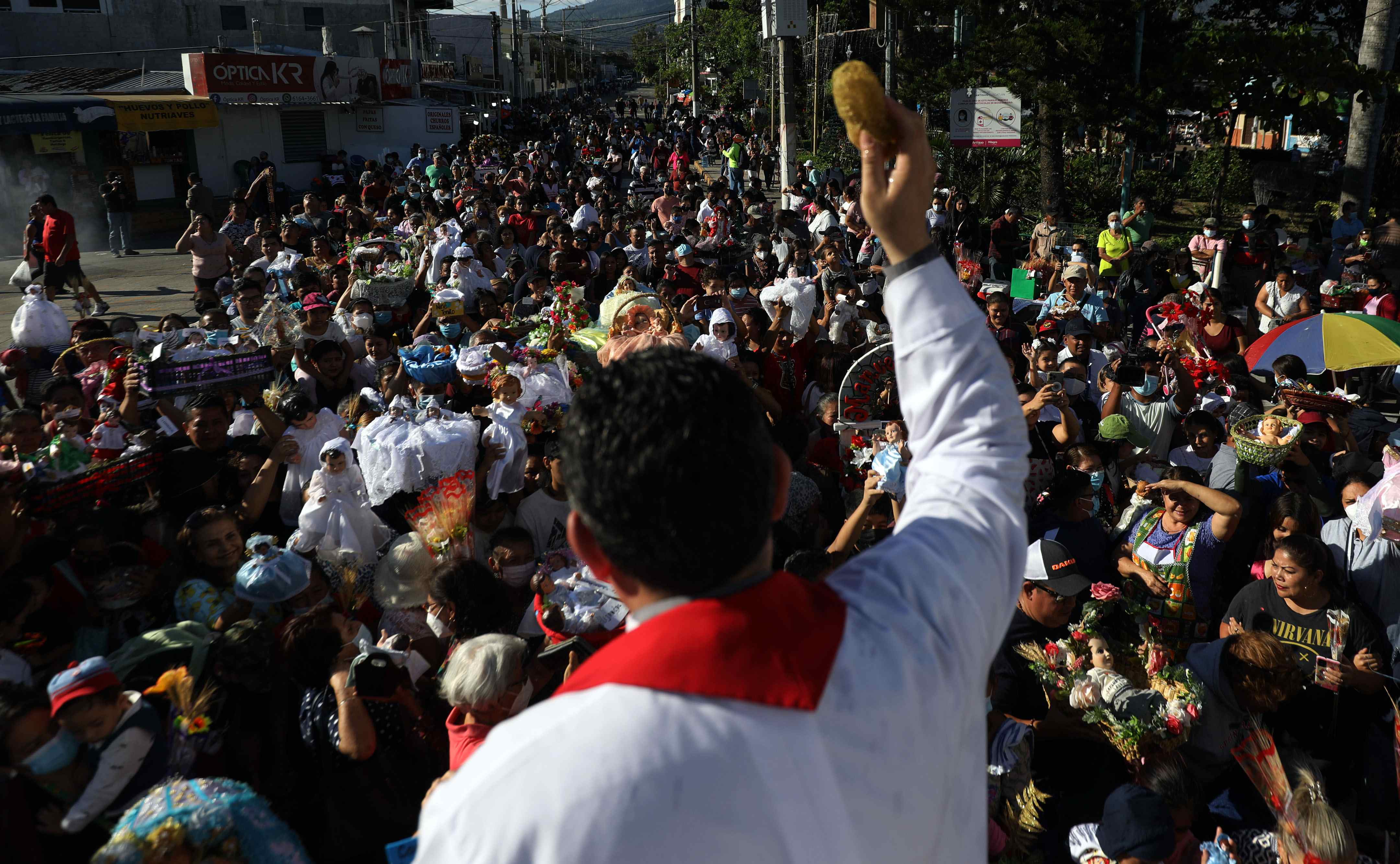 Votar en Latinoamérica: ¿con la Biblia en la mano?