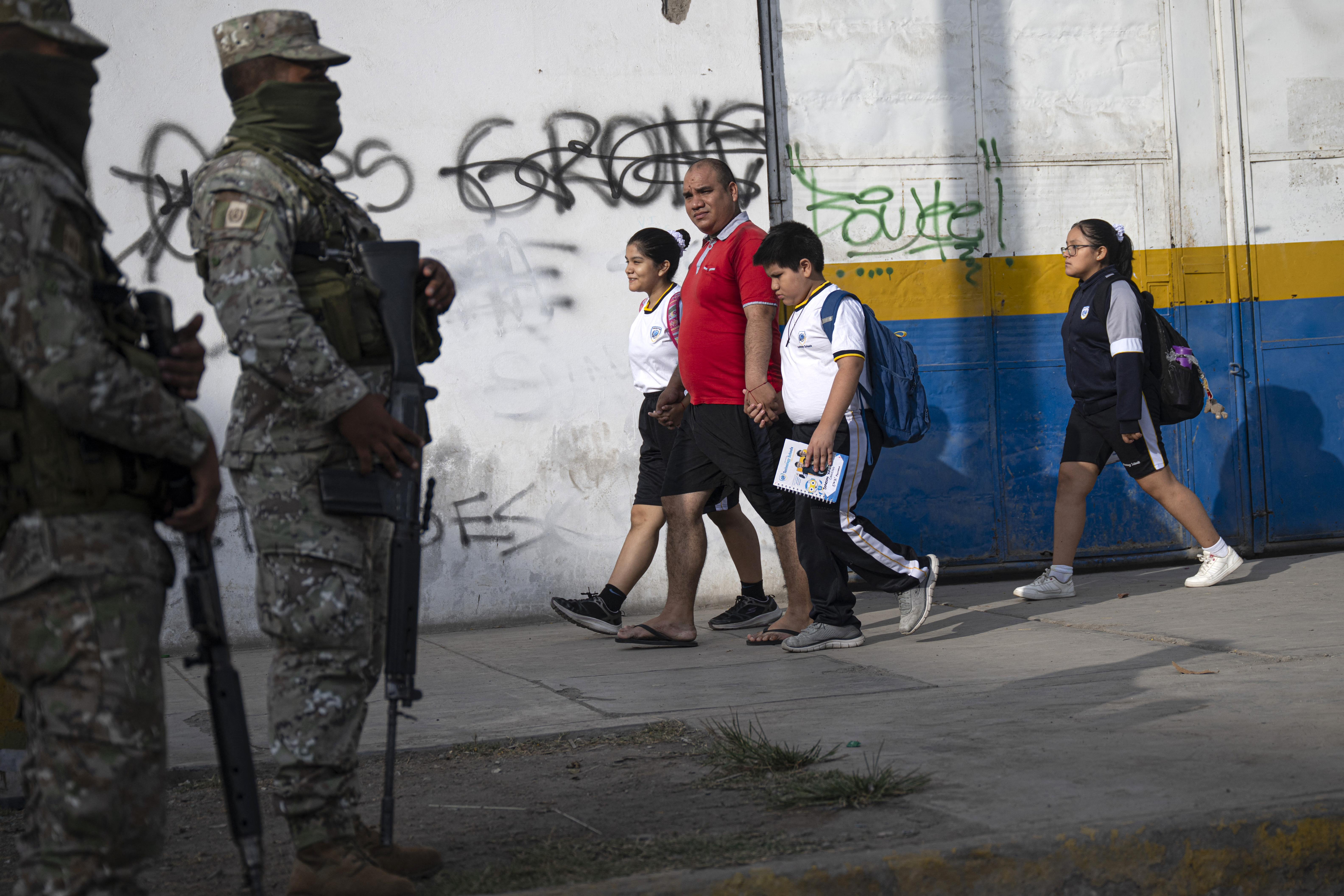 Del compromiso a la acción: cómo la OEA ayuda a coordinar la lucha contra el crimen