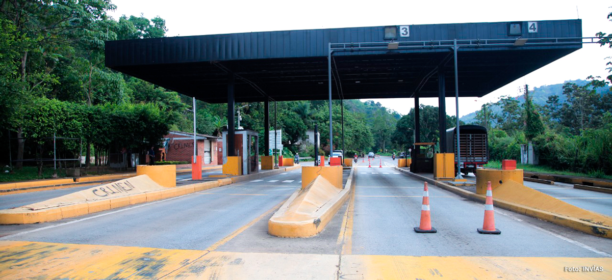 Se reactivó el cobro del peaje de Rionegro; hay bloqueos en la vía a Bucaramanga