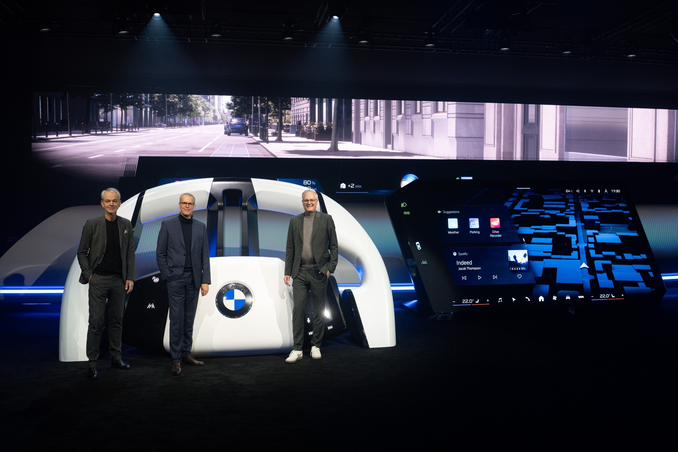 BMW presenta el nuevo Panoramic iDrive: una revolución en visualización frontal