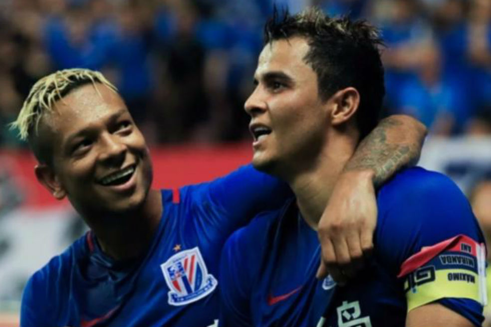 Gio Moreno renovó contrato por dos años más con el Shanghai Shenhua