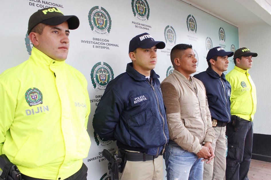 Condenan a excabecilla de las AUC por crimen de miembro de la UP