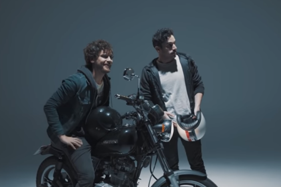 Hombres contra el machismo de otros hombres: la campaña viral que lo hará reflexionar