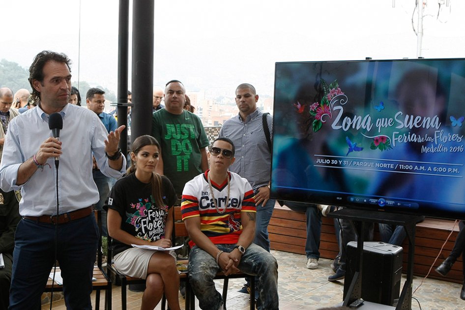 J. Álvarez se disculpa públicamente con Medellín