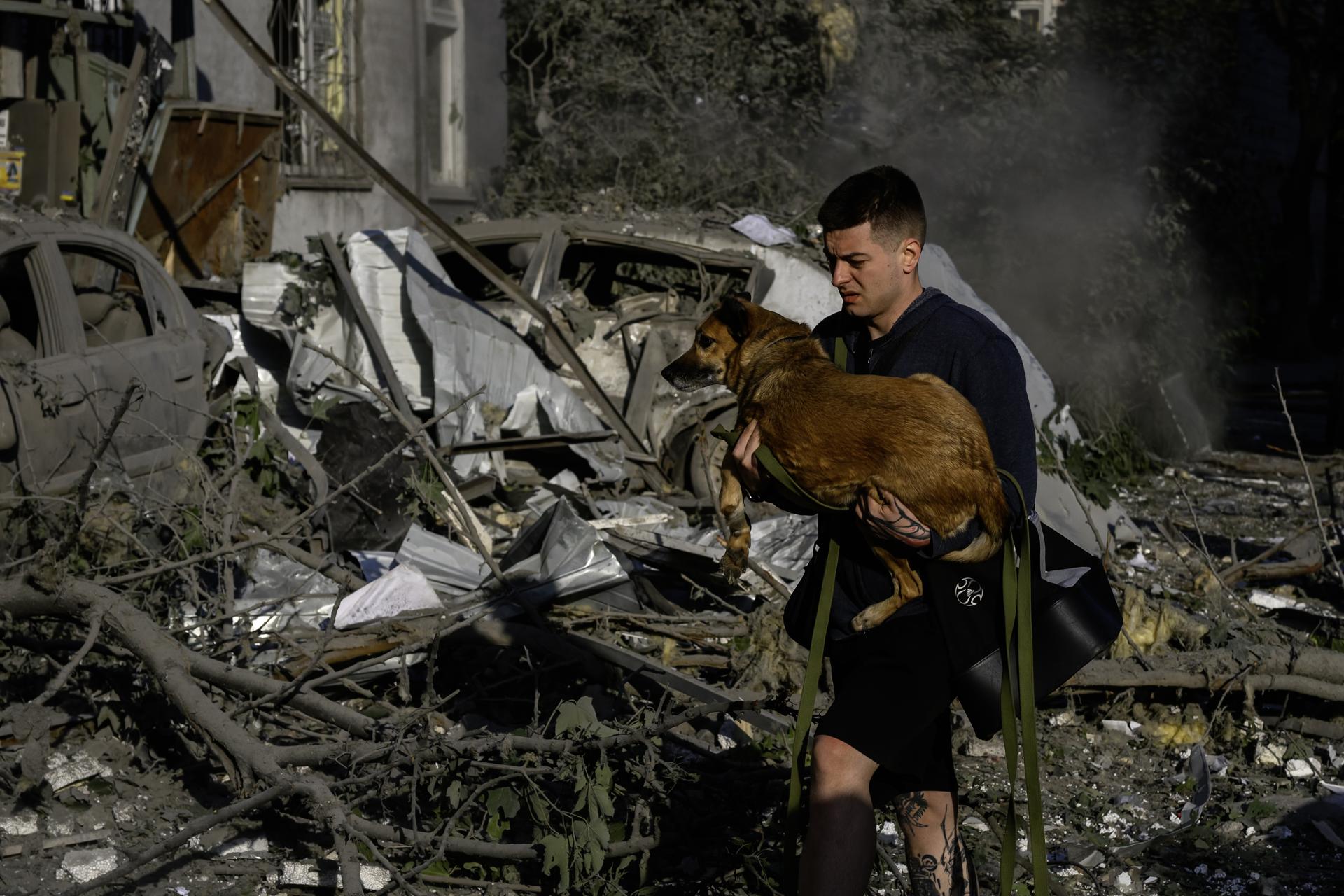 Ataque masivo de Rusia a Ucrania: cientos de drones y misiles dejan al menos 18 muertos