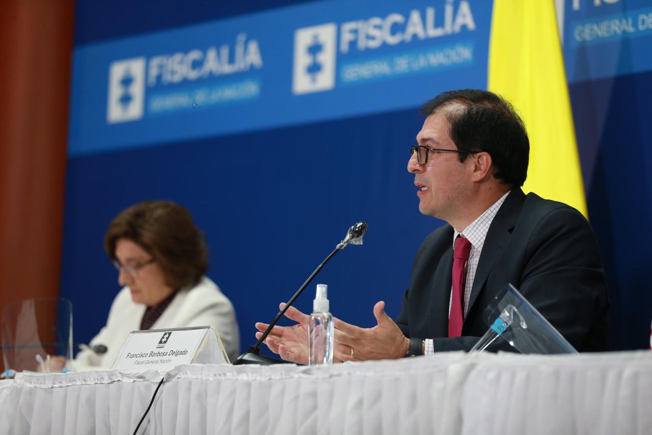 “No existe vínculo alguno entre los recusados y el procesado”: fiscal Barbosa sobre el caso Uribe