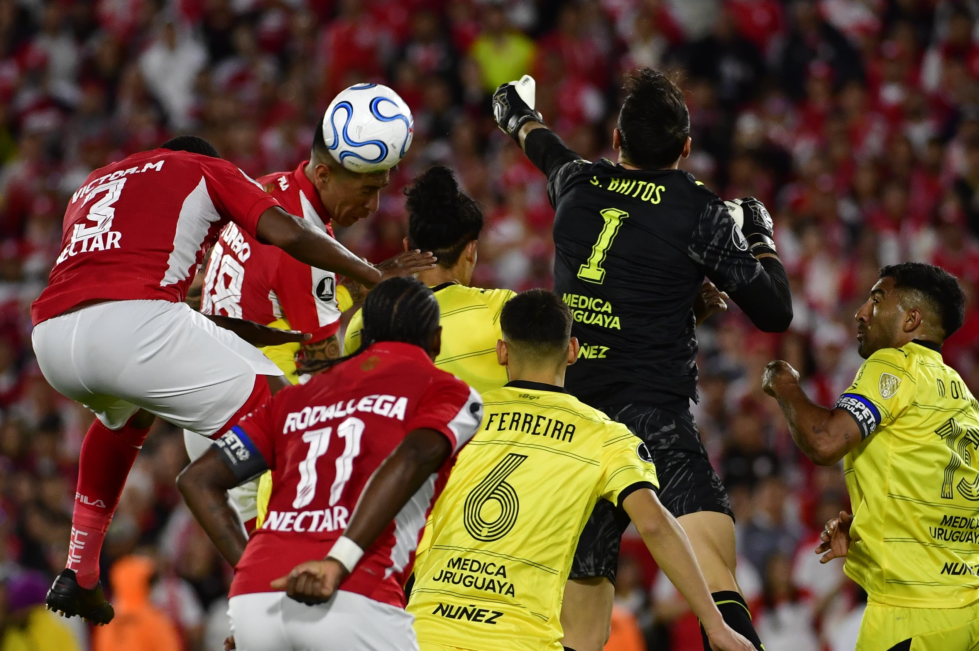 Así quedó la tabla del grupo de Santa Fe tras su empate con Peñarol