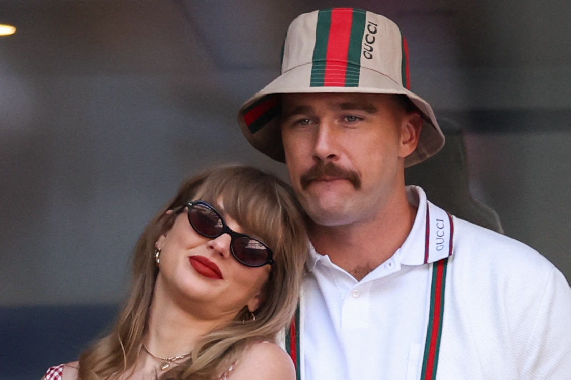 Travis Kelce, prometido de Taylor Swift, protagonizaría una serie. Esto se sabe