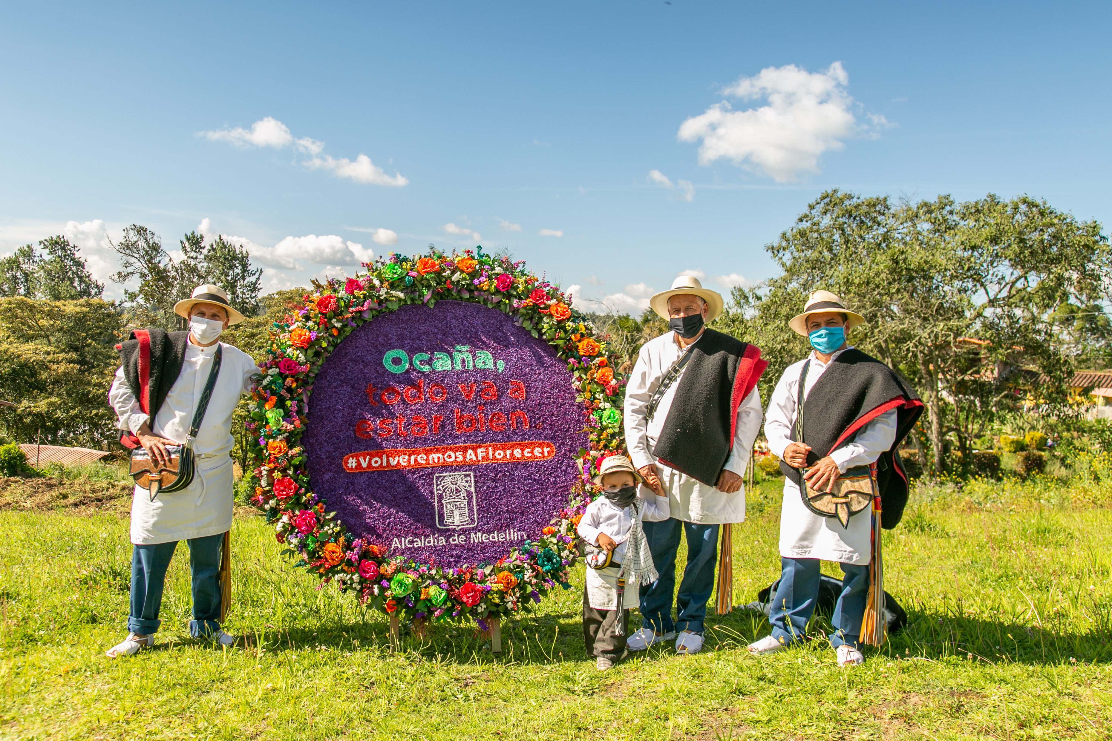 Medellín envía silletas de flores a regiones del país para agradecer al personal de la salud