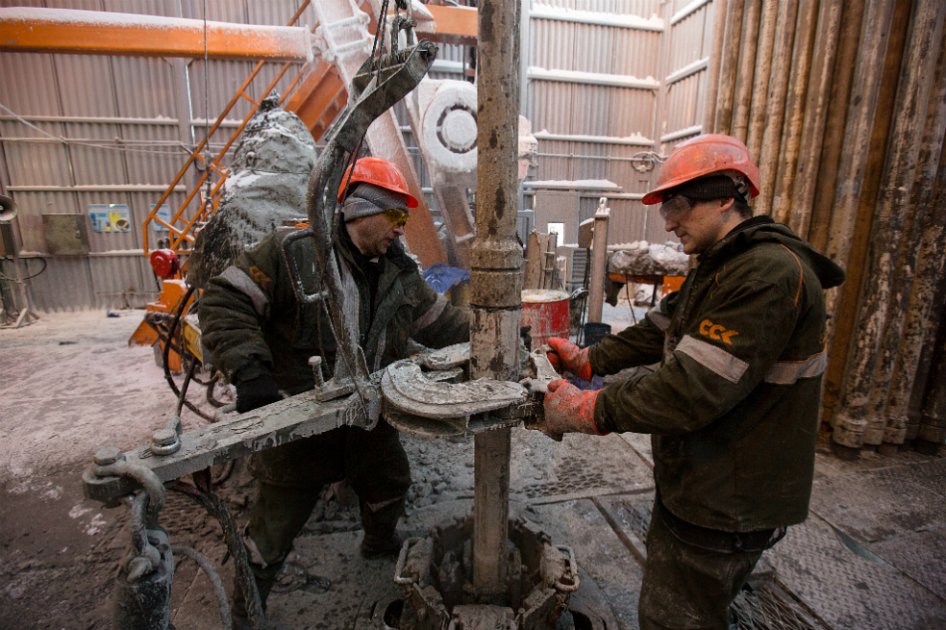 Petróleo se posiciona por debajo de US$100 hasta 2020, dice ex jefe de AIE