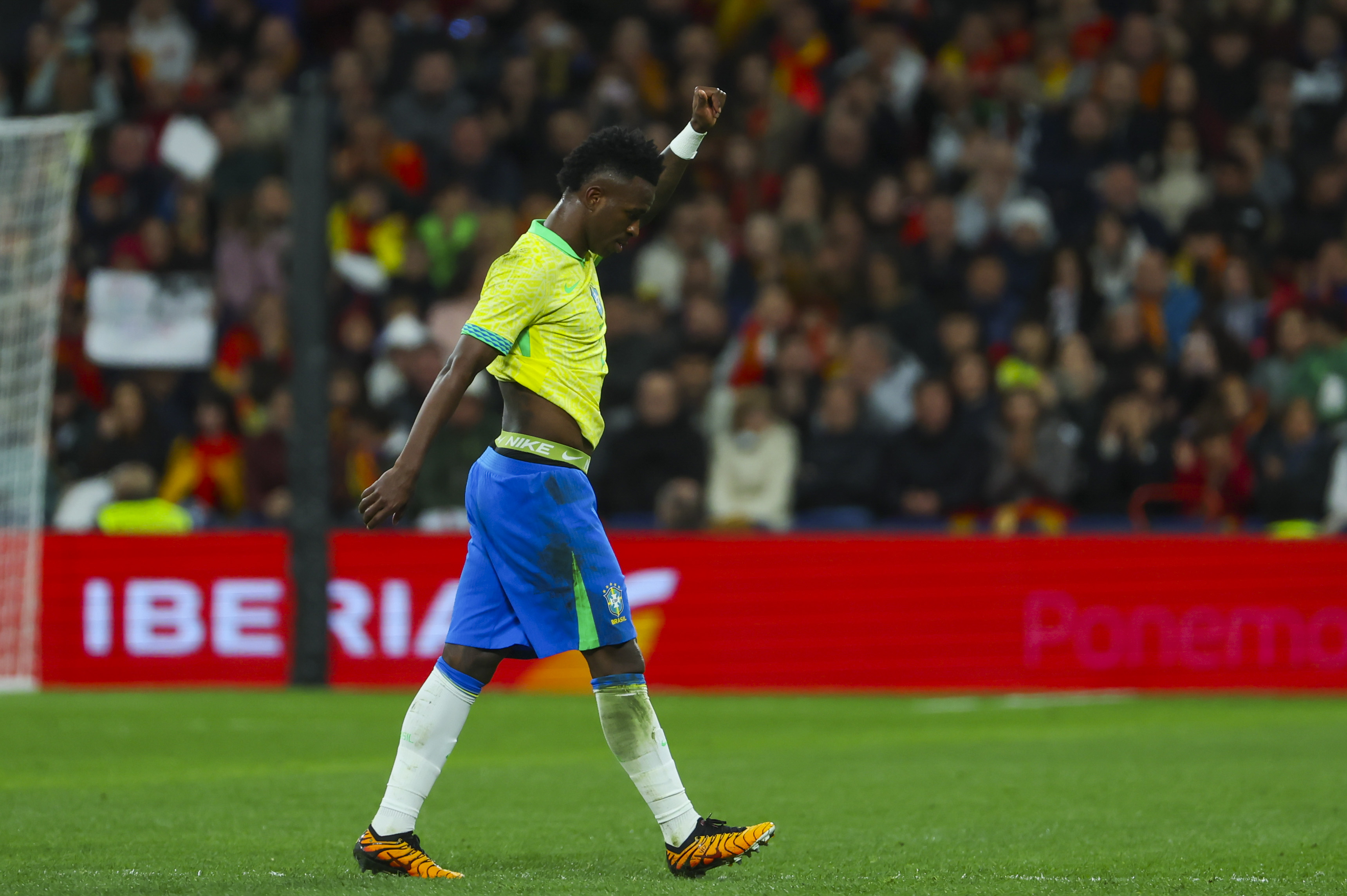 Brasil vs. España: vea los mejores momentos del partido contra el racismo