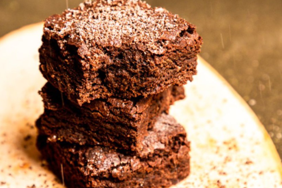 Receta para hacer brownie tiramisú: una combinación irresistible