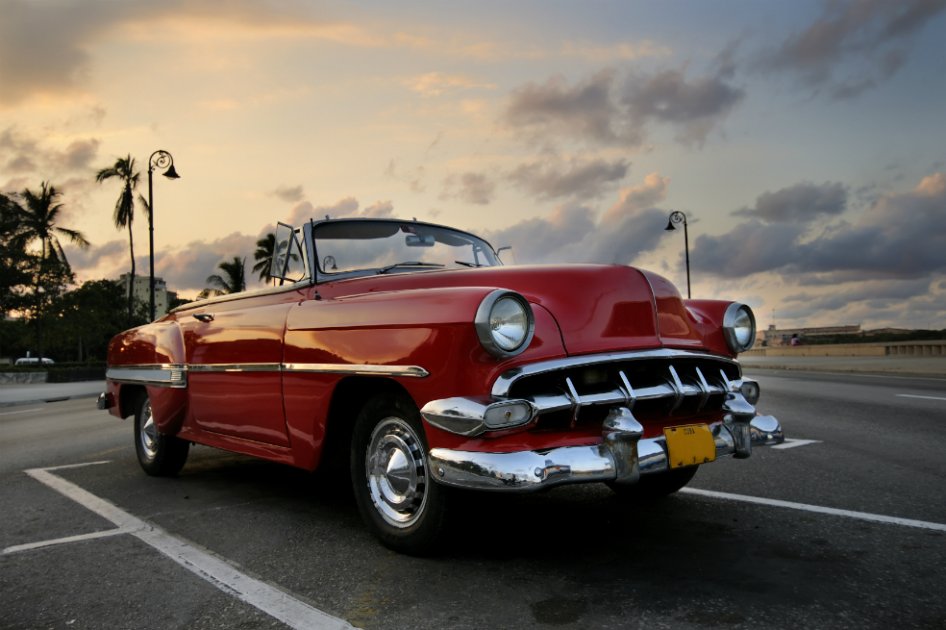 El diseño es en definitiva el encanto de los carros clásicos, por eso son tesoros de la época en las que desfilaron por el asfalto. / Foto: iStock