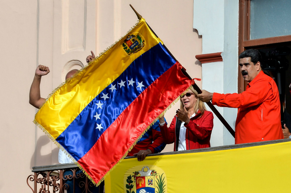 Rusia y China reiteran su apoyo a Nicolás Maduro