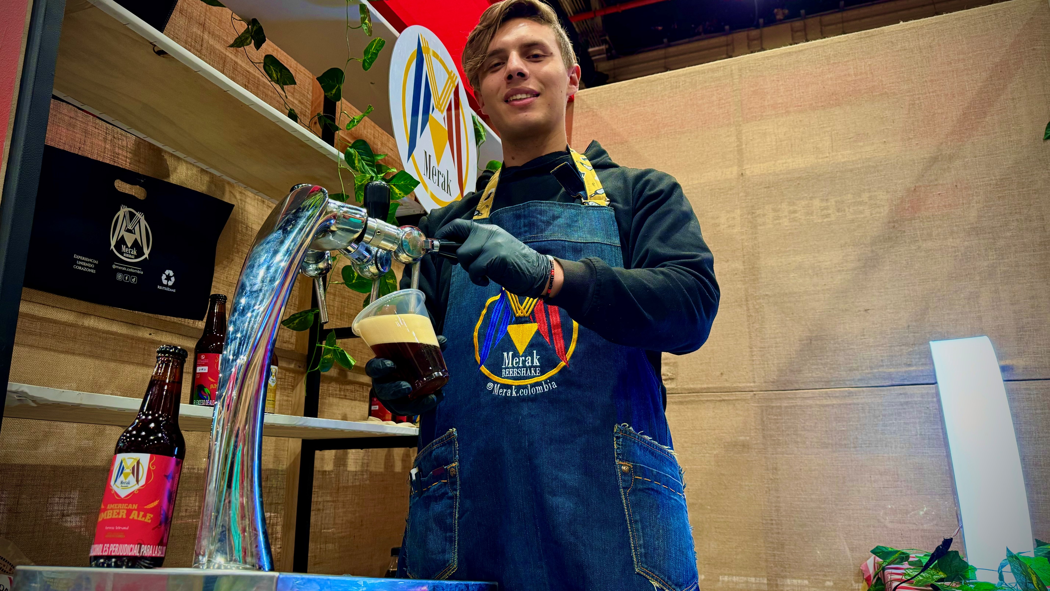 Nicolás Lozano es el emprendedor detrás de Merak Beershake, la que llama “la cervecería artesanal más cool e innovadora de Bogotá”.