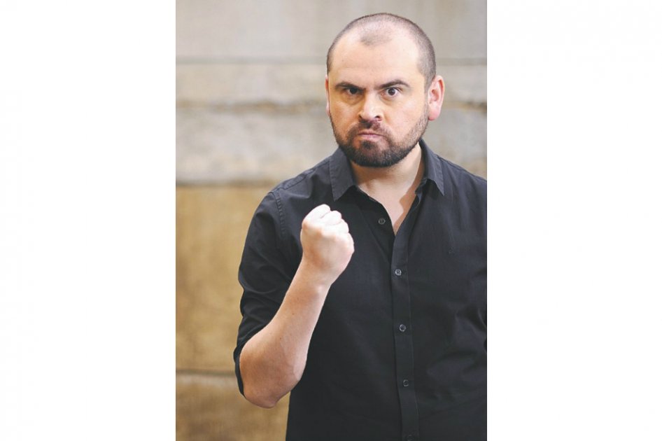 Ricardo Quevedo, un comediante hecho en las calles