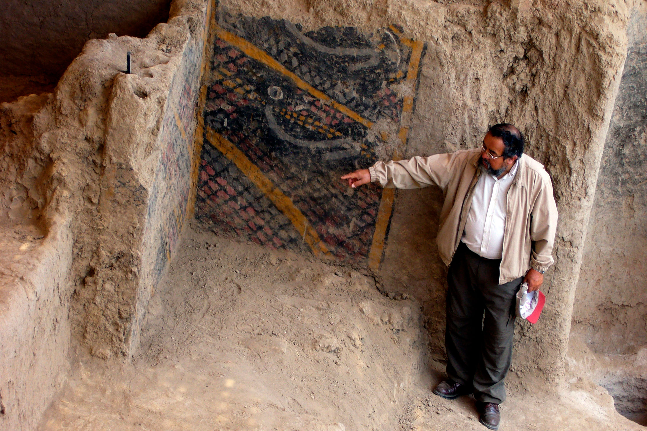 Incendio destruye mural de 2.000 años en Perú