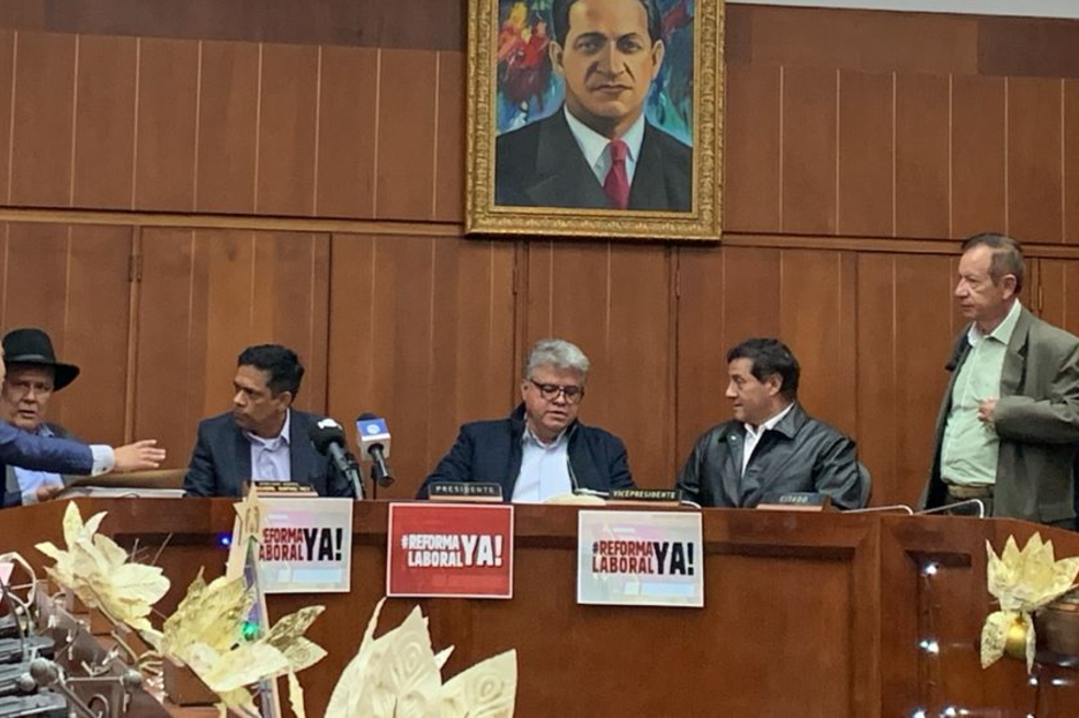 Se radicó la ponencia de la reforma laboral para su tercer debate en el Senado