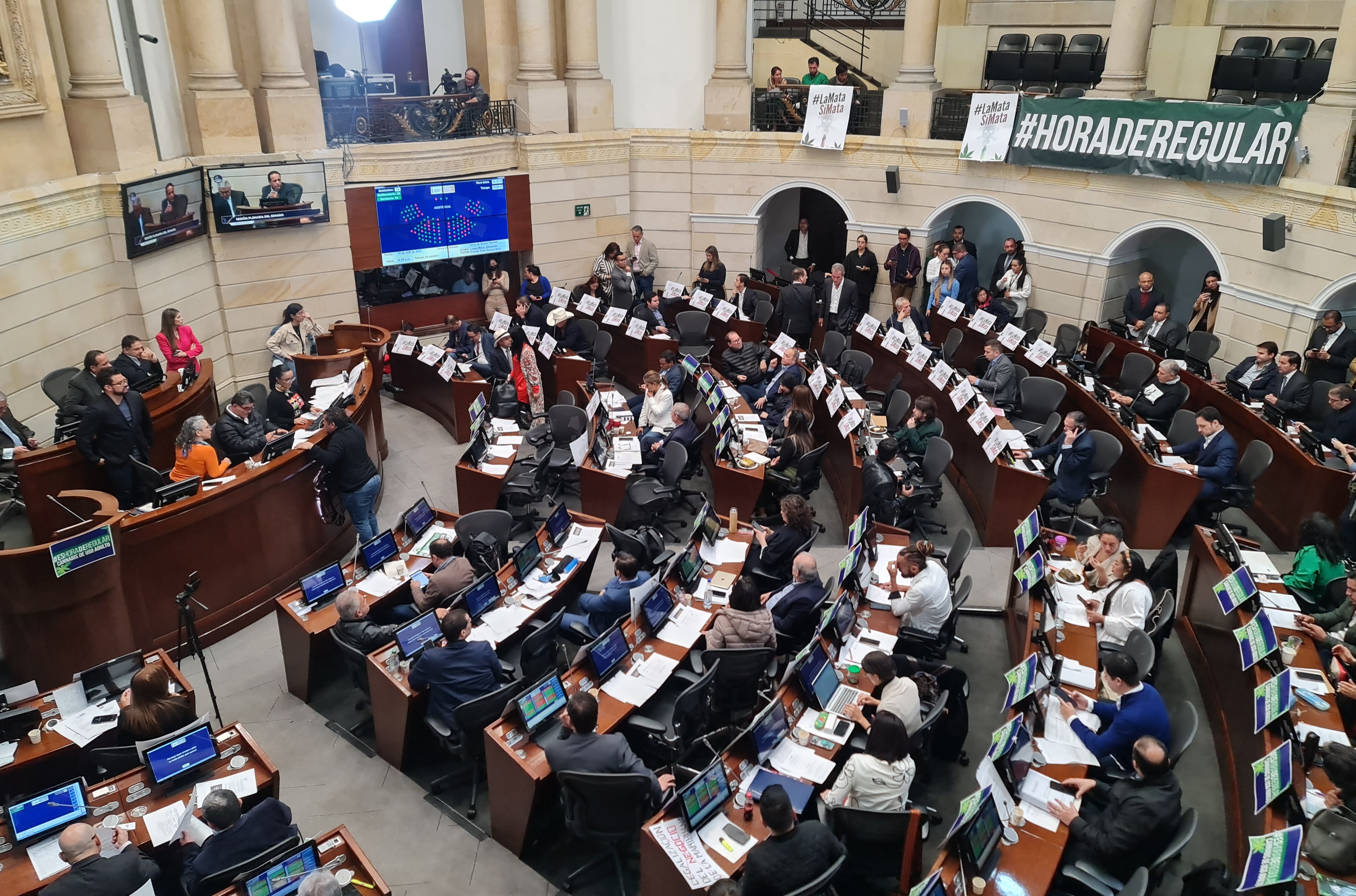 Última sesión ordinaria del Senado: pasó Código Electoral y se hundió cannabis