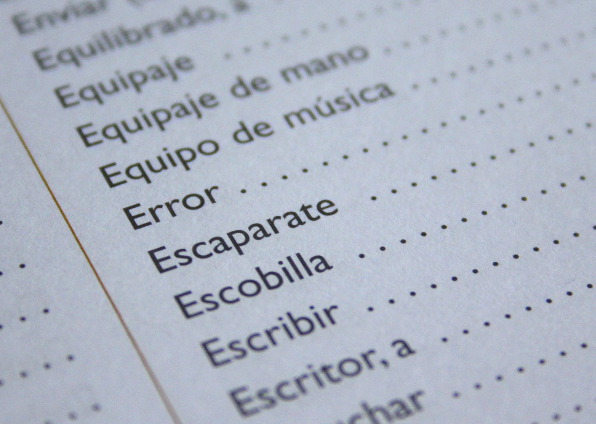 No, la palabra “covidiota” no ha entrado en el “Diccionario de la lengua española”