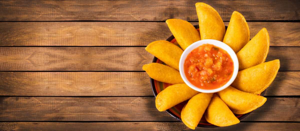 Receta de empanada colombiana de pollo con champiñones