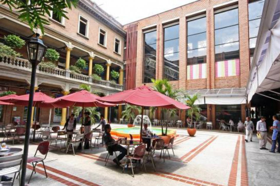 De un segundo piso cayó menor de tres años en Medellín