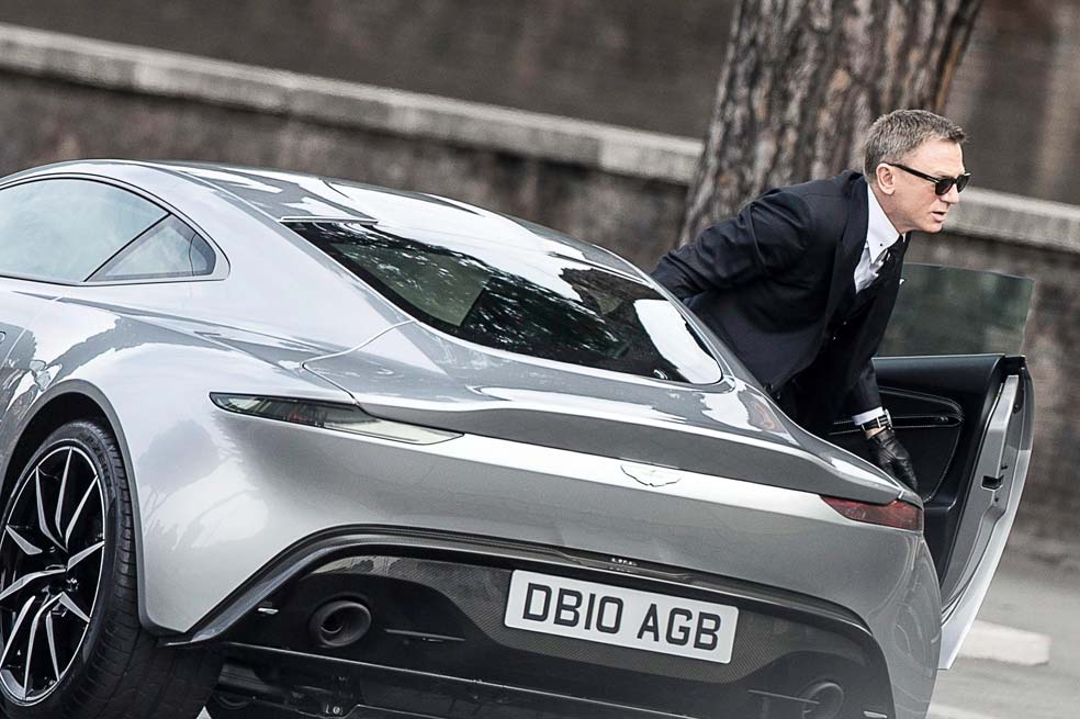 Cinco videos para saber cómo será James Bond de 2015