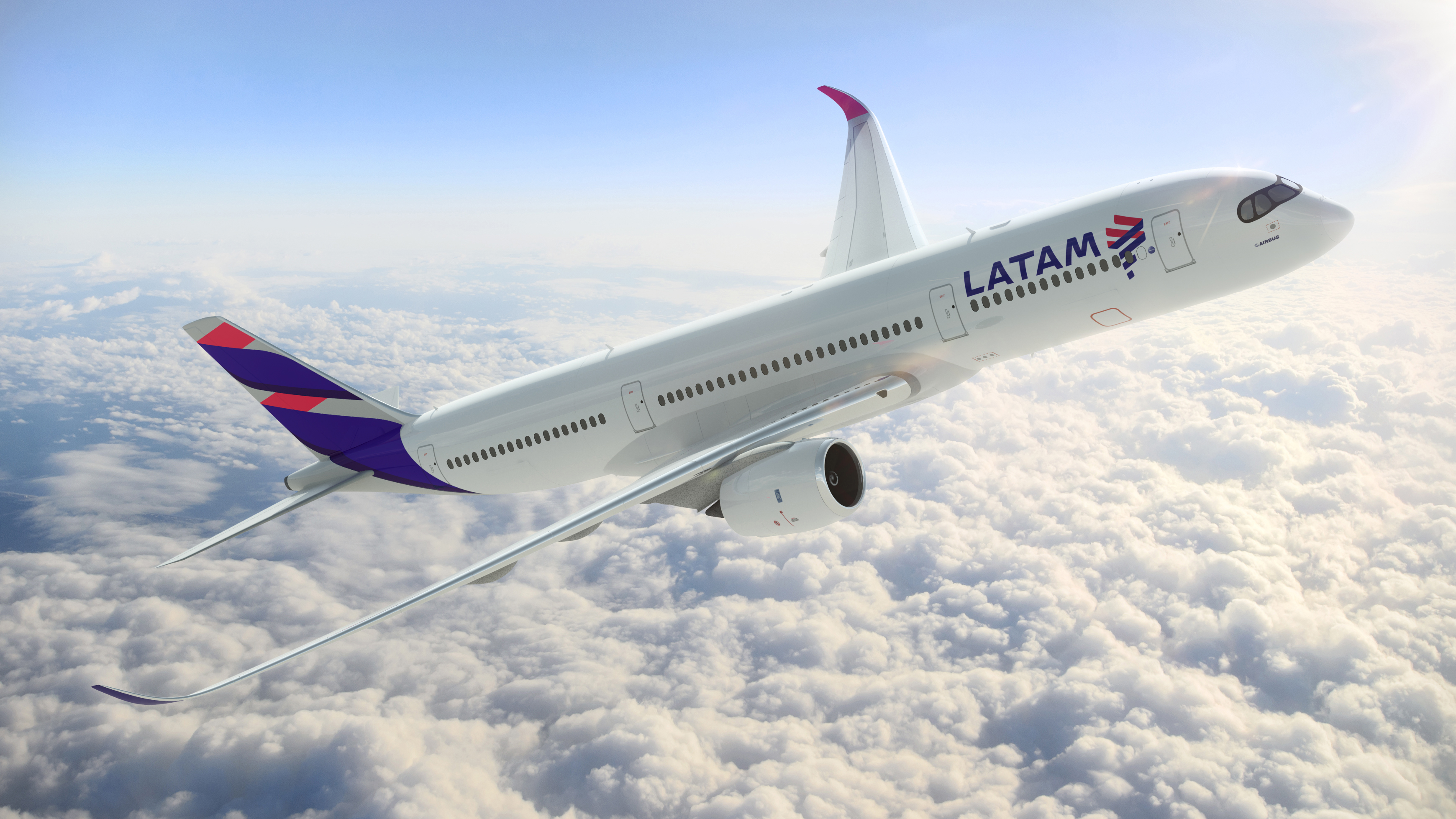 Latam enfrenta cancelaciones de vuelos por cuenta de la variante Ómicron