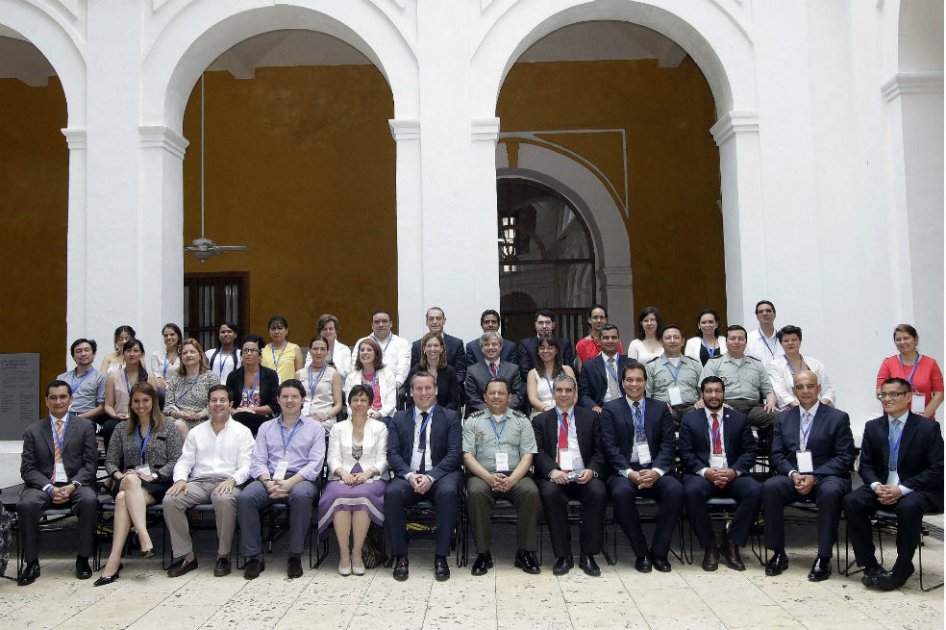 Latinoamérica firma acuerdo de prevención de la violencia con apoyo de la UE
