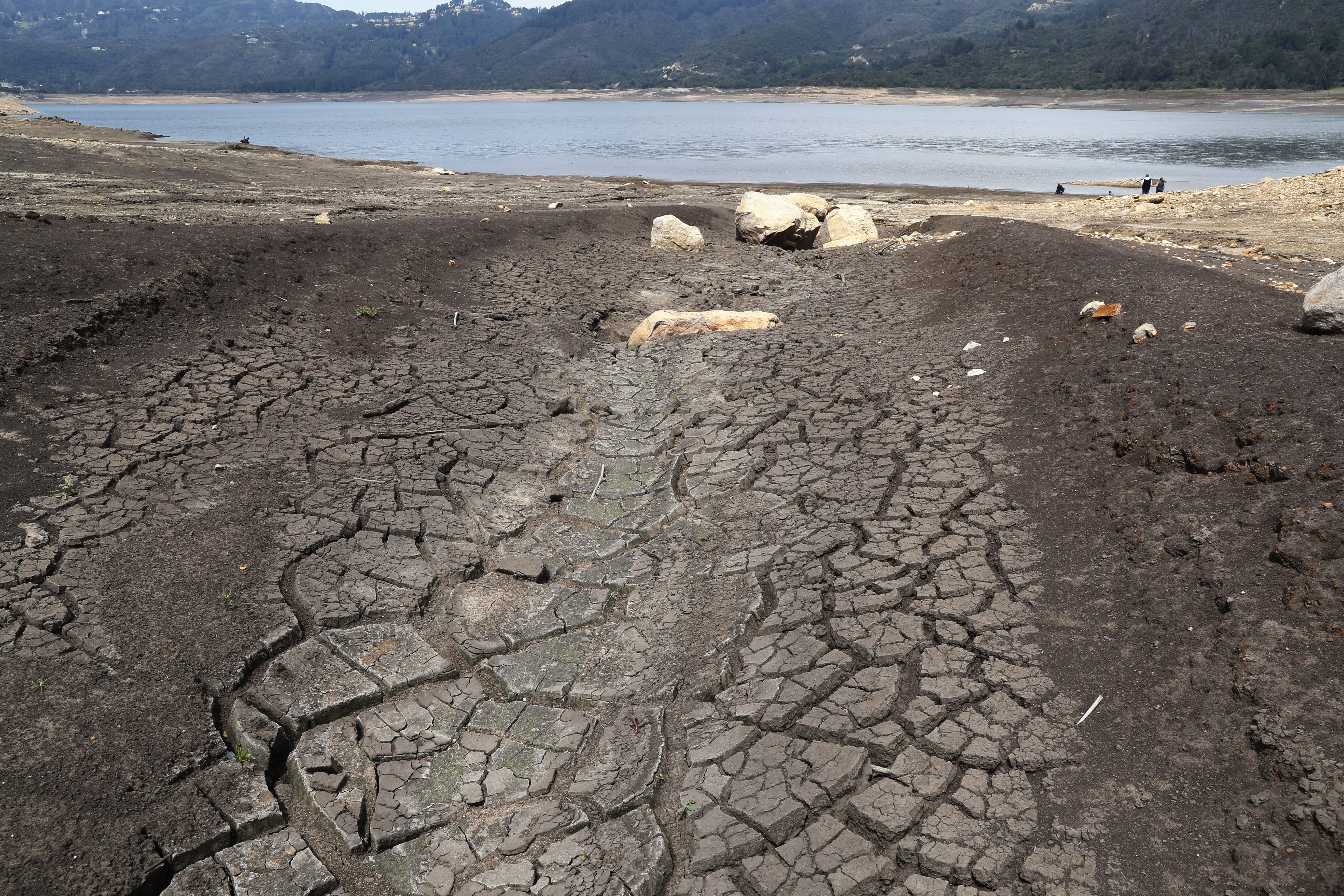 El Niño se intensificaría en los próximos meses y aumenta probabilidad de eventos extremos