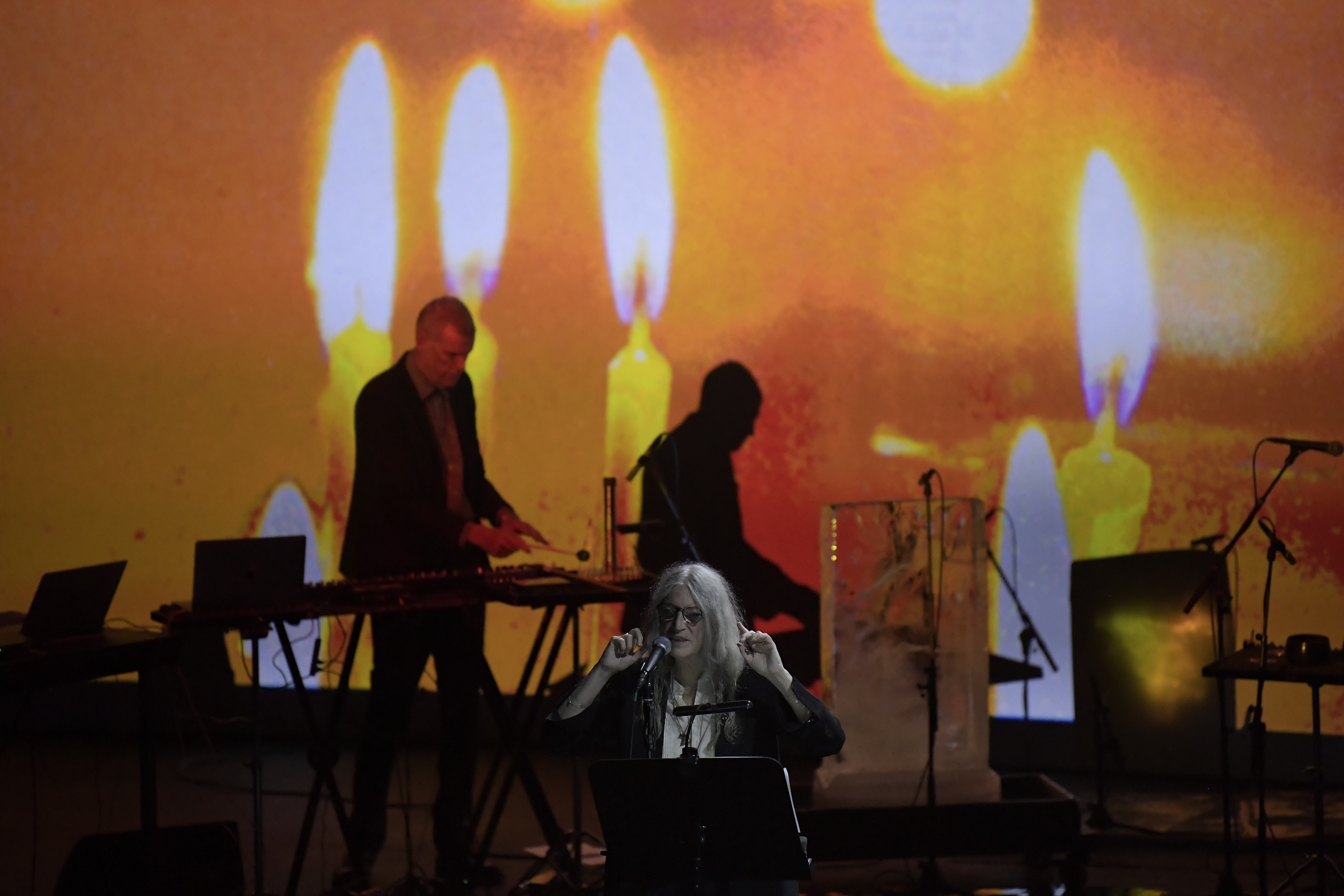 La madrina del punk, Patti Smith, y el colectivo franco-alemán Soundwalk Collective estuvieron por primera vez en Colombia para el estreno mundial de su exposición multicanal “Correspondences”.