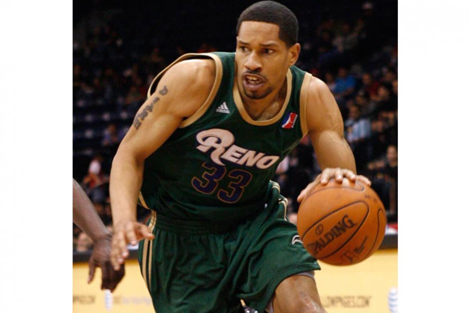 Ex jugador de la NBA llega a reforzar la Liga de baloncesto de Colombia