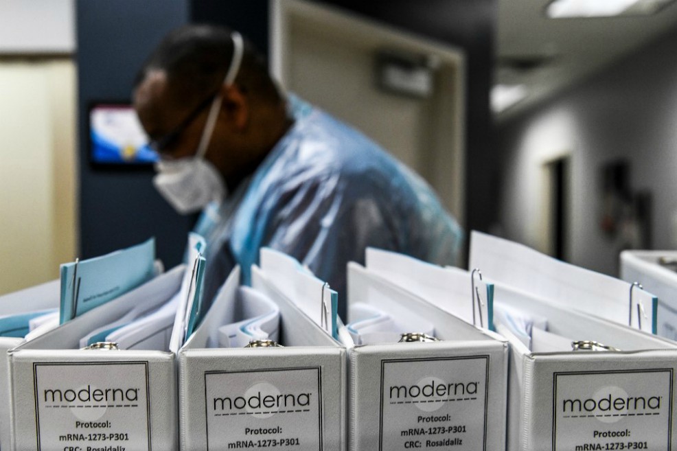 Seis peticiones sobre la vacuna contra el Covid que académicos le hacen al Gobierno