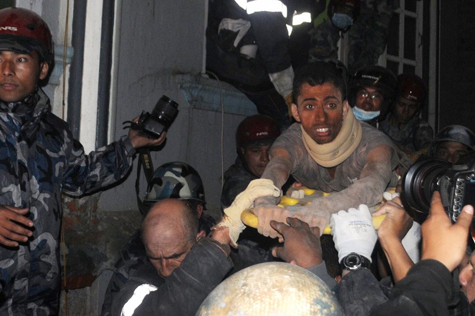 La vida a cambio de un sueño: la historia de un sobreviviente al terremoto en Nepal