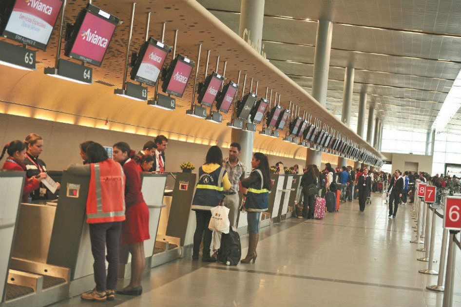 El recientemente inaugurado aeropuerto El Dorado requerirá de inversiones adicionales que incluyen su ampliación./ Gabriel Aponte