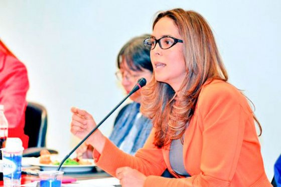 El país implementará modelo de enseñanza de Singapur: Gina Parody