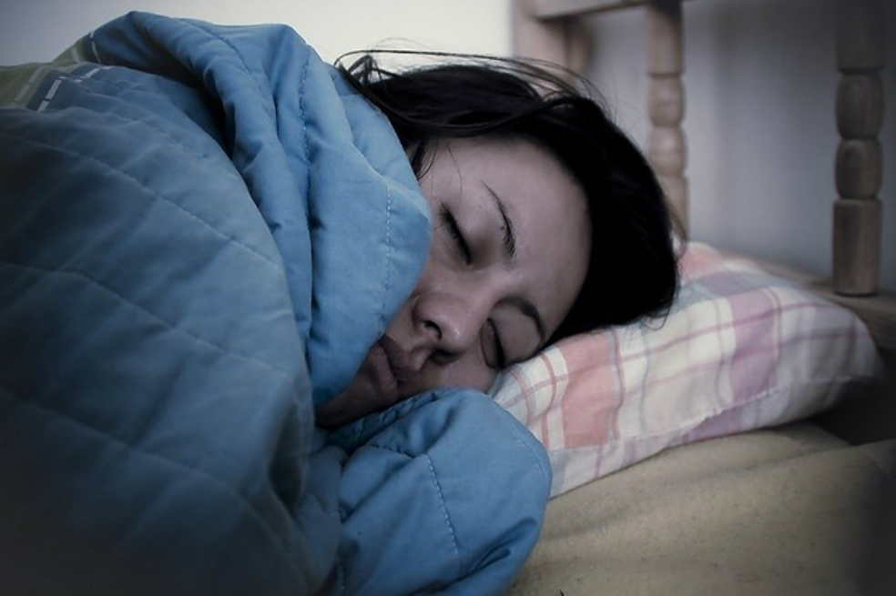 Las mujeres que roncan tienen un mayor riesgo cardíaco que los hombres roncadores